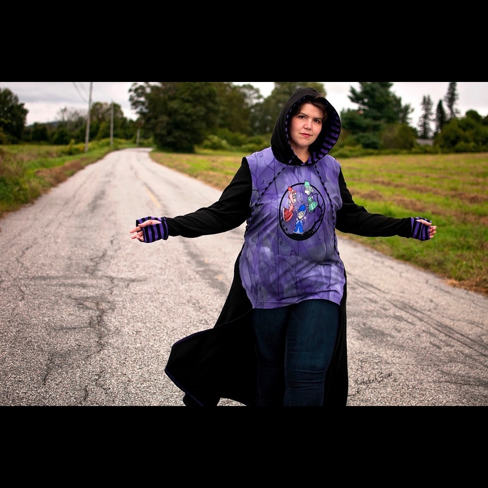 Long Tim Burton inspired Sweatshirt 2XL